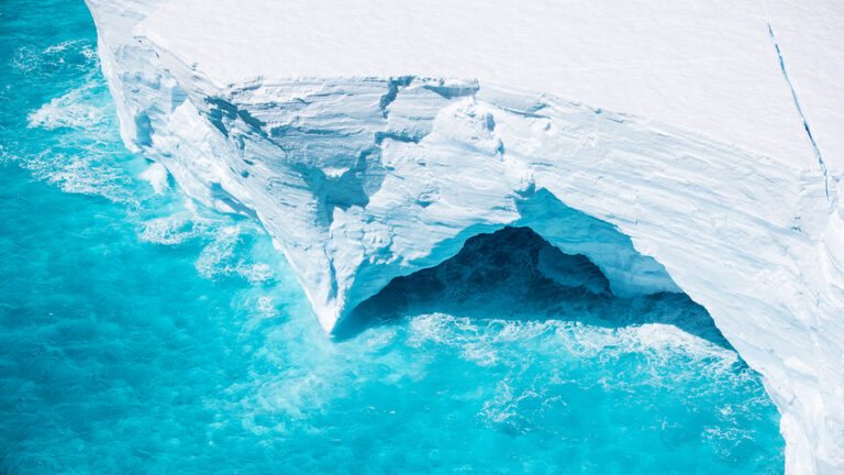 Unexpected Calving Of Giant Antarctic Icebergs